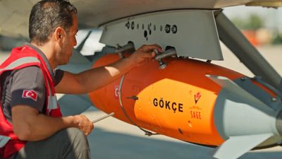 Yeni Nesil Güdüm Kiti 'GÖKÇE'den Akıncı ile tam isabet