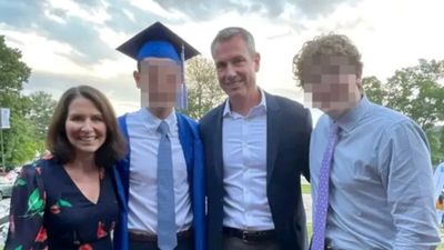 ABD'de eşini aldatırken yakalanan CEO, servetinin yarısından olabilir