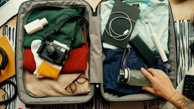 Yetkililer uyardı! Valize bu eşyaları sakın koymayın