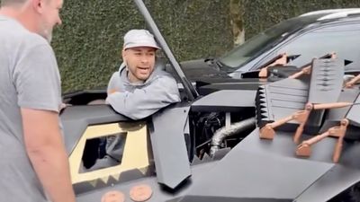 Neymar, Batman filmindeki araçtan satın aldı: Tam 1.3 milyon euro...