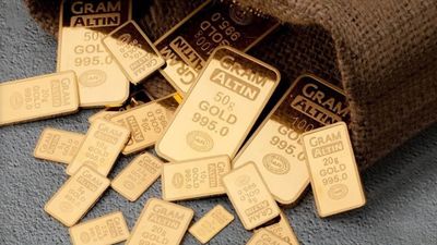 Altın fiyatları zirvede: Gram altın 4 bin 500 seviyelerine yaklaştı