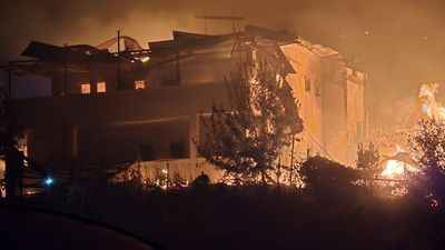 Karabük'teki orman yangınlarında 40 ev yandı, 527 hane boşaltıldı