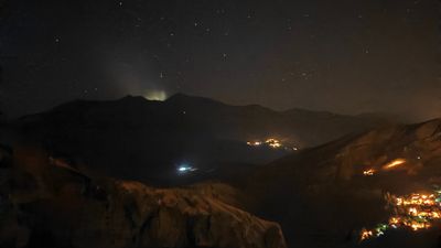 Erzurum-Artvin sınırında büyük ve parlak tanımlanamayan bir cisim görüldü