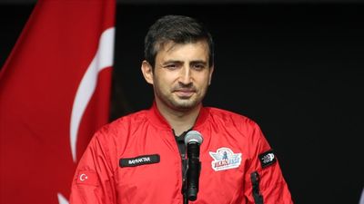 Selçuk Bayraktar’dan yerli 'Whatsapp' müjdesi