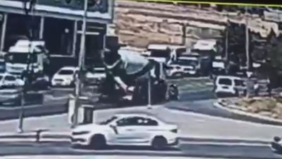 Gaziantep'te bir kişin öldüğü beton mikseri-motosiklet kazası kamerada