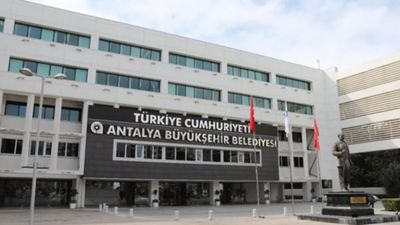 Antalya Büyükşehir Belediyesi'ne yönelik soruşturmada yeni gelişme: 3 gözaltı