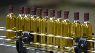 Avrupa'da satılıyordu: Türk markalı zeytinyağı raflardan kalkıyor!