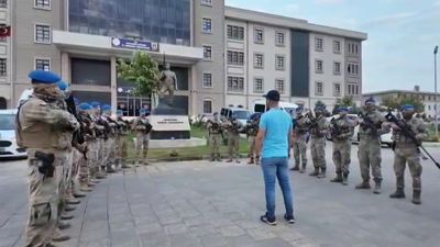 Şanlıurfa'da DEAŞ terör örgütüne yönelik gerçekleştirilen operasyonda 8 kişi yakalandı