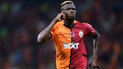 Osimhen'in gelişini 2 milyondan fazla taraftar takip etti