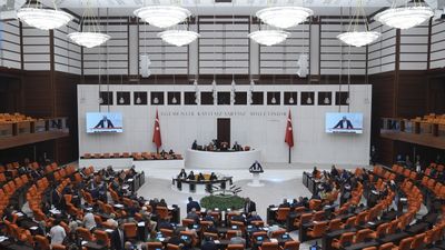 AK Parti'nin Terörsüz Türkiye yolunda komisyon üyeleri belli oldu