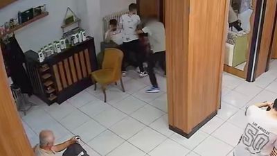 Çorum'da berber dükkanında silahlı saldırı