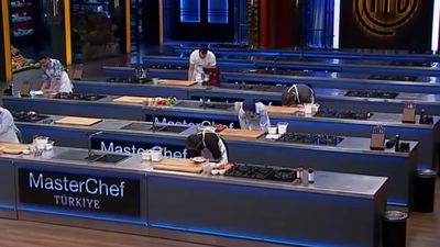 MasterChef (4 Ağustos 2025) kaptan kim oldu? İşte mavi ve kırmızı takım kadrosu…