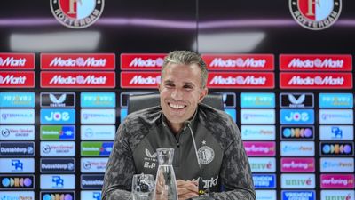 Robin van Persie: İçimden bir ses, Fenerbahçe ile eşleşmemizi istiyordu
