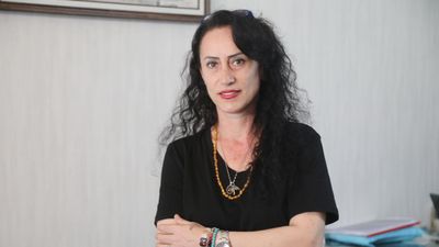Antalya'da DNA testiyle 33 yıllık sır çözüldü: Biyolojik annesini mezarda buldu