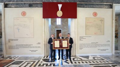 Samsun'a TBMM'den Tarihi İstiklal Madalyası ve Beratı