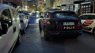 İstanbul Sultangazi'de silahlı saldırıya uğrayan pazarcı ağır yaralandı