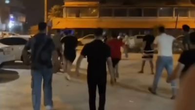 Hatay'da parktakiler ile ihbara gelen polislere bıçak çeken 4 kişi gözaltına alındı