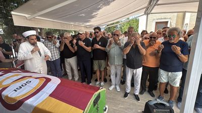 Ümit Aktan, Bodrum'da toprağa verildi