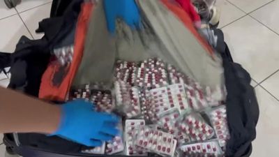 Adana'da bavulundan 5 bin 642 adet uyuşturucu hap çıktı: Yıllık içeceğim
