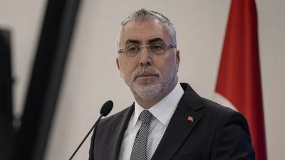 Bakan Işıkhan: e-Devlet’ten SGK hizmetlerine 939 milyon erişim oldu