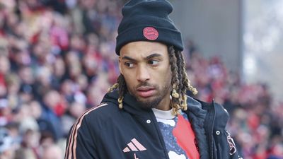 Sacha Boey, Bayern Münih'te kalmak istiyor