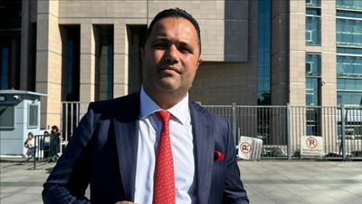 Rezan Epözdemir kimdir, kimlerin avukatı? Neden gözaltına alındı?