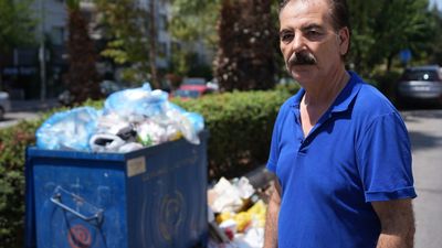 İzmir'de çöp dağları vatandaşı isyan ettirdi