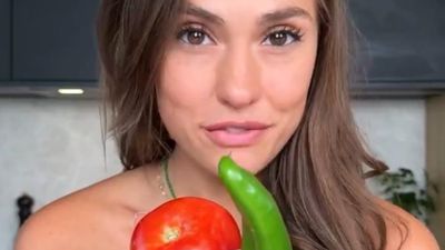 'Menemen soğanlı mı soğansız mı olur' tartışması yeniden gündemde