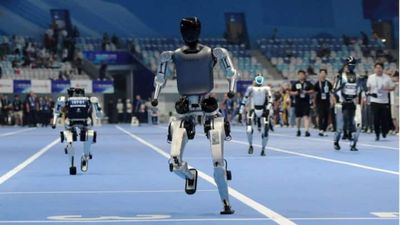 Dünyanın ilk robot olimpiyatları Çin'de resmen başladı