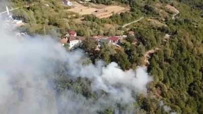 Kocaeli'de yangın bölgesi havadan görüntülendi