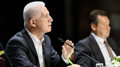 İstanbul Valisi Gül, Silivri'de muhtarlarla bir araya geldi