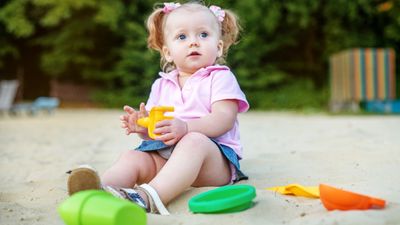 Çocuğunuz eğlenirken sağlığından olmasın: Oyun kumları tehlike saçıyor