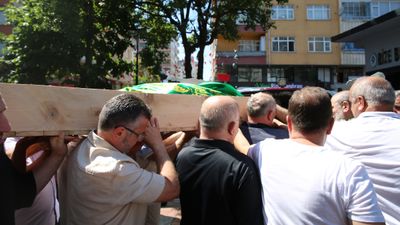 Artvin'de vefat eden imamın cenaze namazı, görev yeri Rize'de kılındı