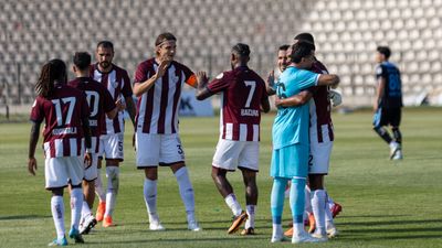 Bandırmaspor, Adana Demirspor'u farklı geçti