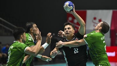 Hentbol Erkekler Süper Kupası'nda şampiyon Nilüfer Belediyespor!