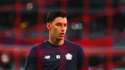 Kaleyi Berke Özer korudu! Lille, Monaco'yu tek golle yıktı