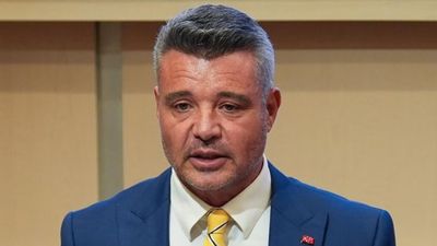 Sadettin Saran, resmen Fenerbahçe başkan adayı oldu