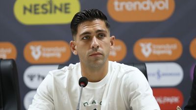 Anastasios Bakasetas: Futbolda siyasetin yeri yok, Türk halkını seviyorum