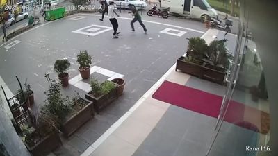 Şanlıurfa'da otele silahlı saldırı: O anlar güvenlik kamerasında