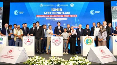 Murat Kurum: İzmir'de afetin izlerini siliyoruz