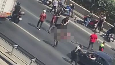 İstanbul'da motosikletle çarpışan profesyonel bisiklet sporcusu yaşamını yitirdi