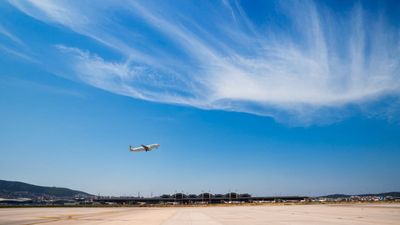 Sabiha Gökçen'de yeni rekor: 855 uçuş trafiğiyle tüm zamanların uçuş rekoru kırıldı