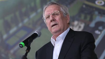 Aziz Yıldırım, Fenerbahçe seçiminde aday olmayacağını açıkladı