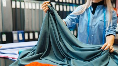 Kıyafetlerinizi, mobilyalarınızı kontrol edin: Bu kumaşlar hasta ediyor