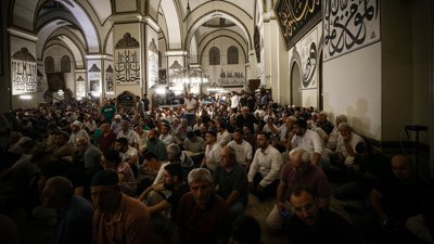 Türkiye'nin dört bir yanında Mevlit Kandili dualarla idrak edildi