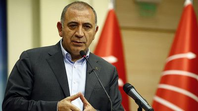 Gürsel Tekin: Pazartesi günü il binasına geleceğim