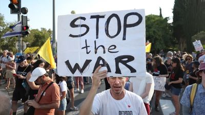 İsrailli esir ailelerinden 'ateşkes müzakerelerinin yeniden başlatılması' çağrısı