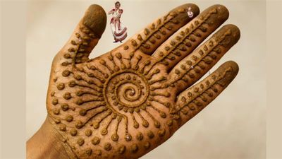 Kınalı illüzyona bakın, gizli dansçıları sayın! Kıvrak zekalılar hemen görecek...