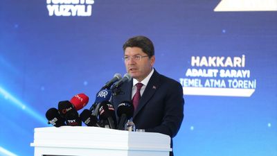 Yılmaz Tunç: 'Terörsüz Türkiye' sürecini başarıya ulaştırmak zorundayız