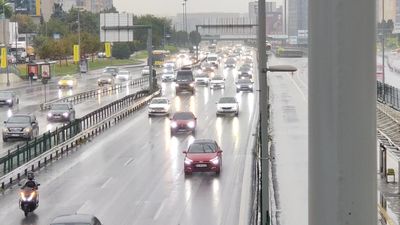 İstanbul'da yağmur etkili oluyor